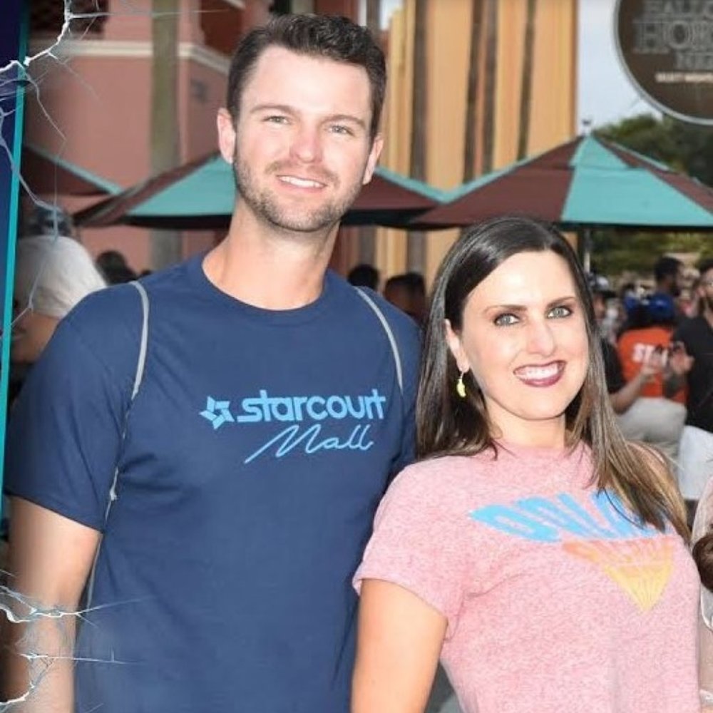 Starcourt Mall - Stranger Things